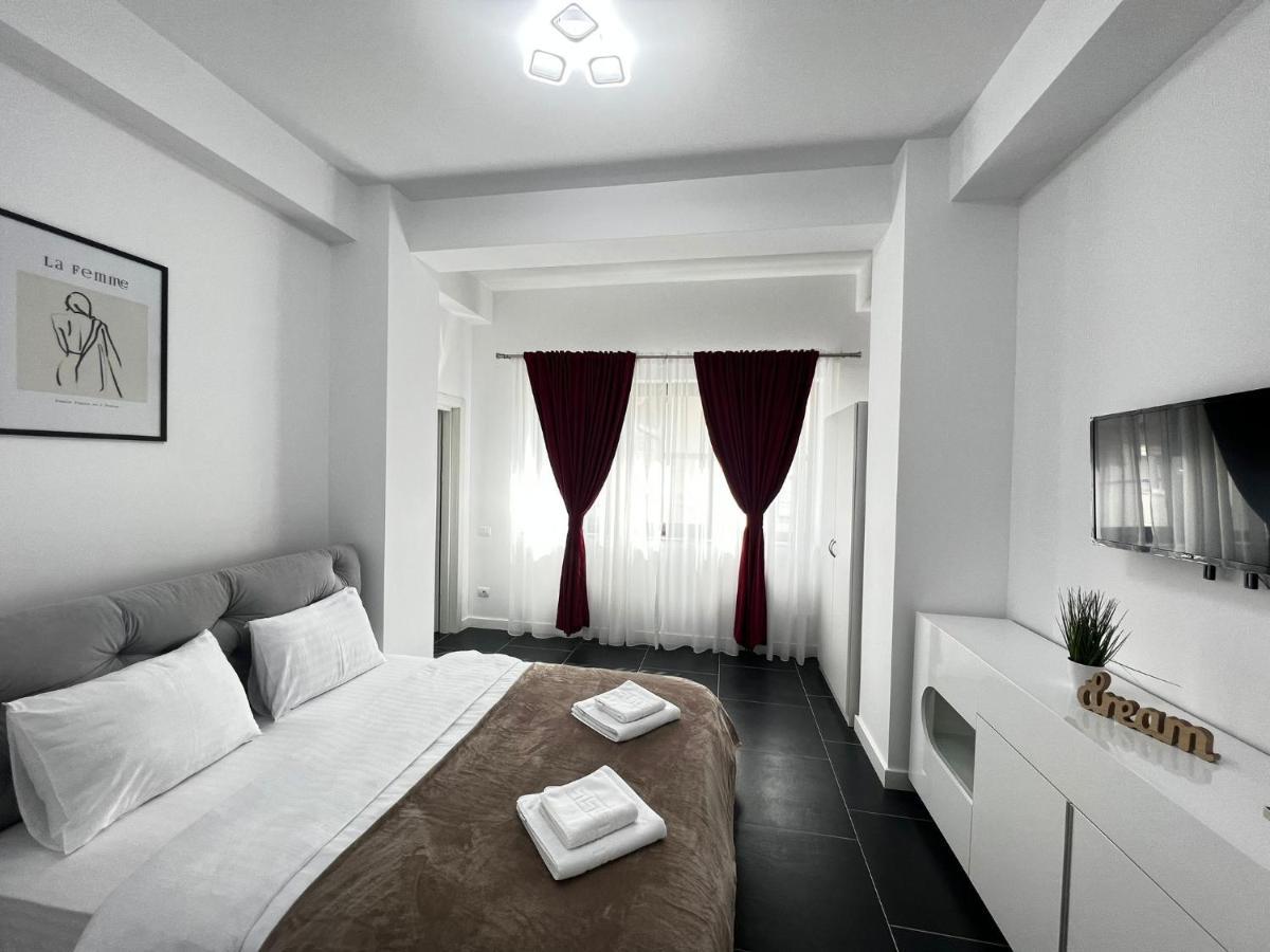 Cozy Aparthotel - Central City Сучеава Екстериор снимка