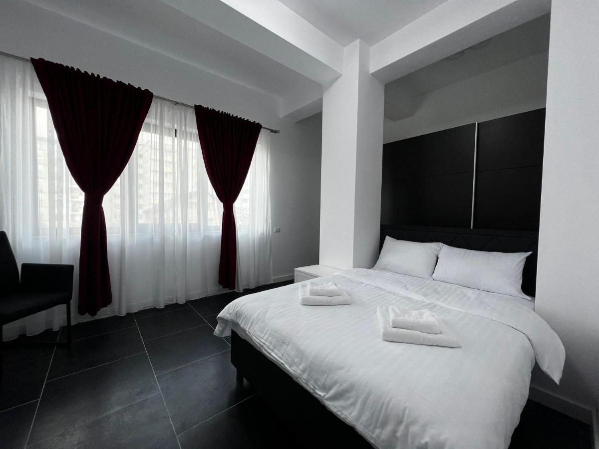 Cozy Aparthotel - Central City Сучеава Екстериор снимка