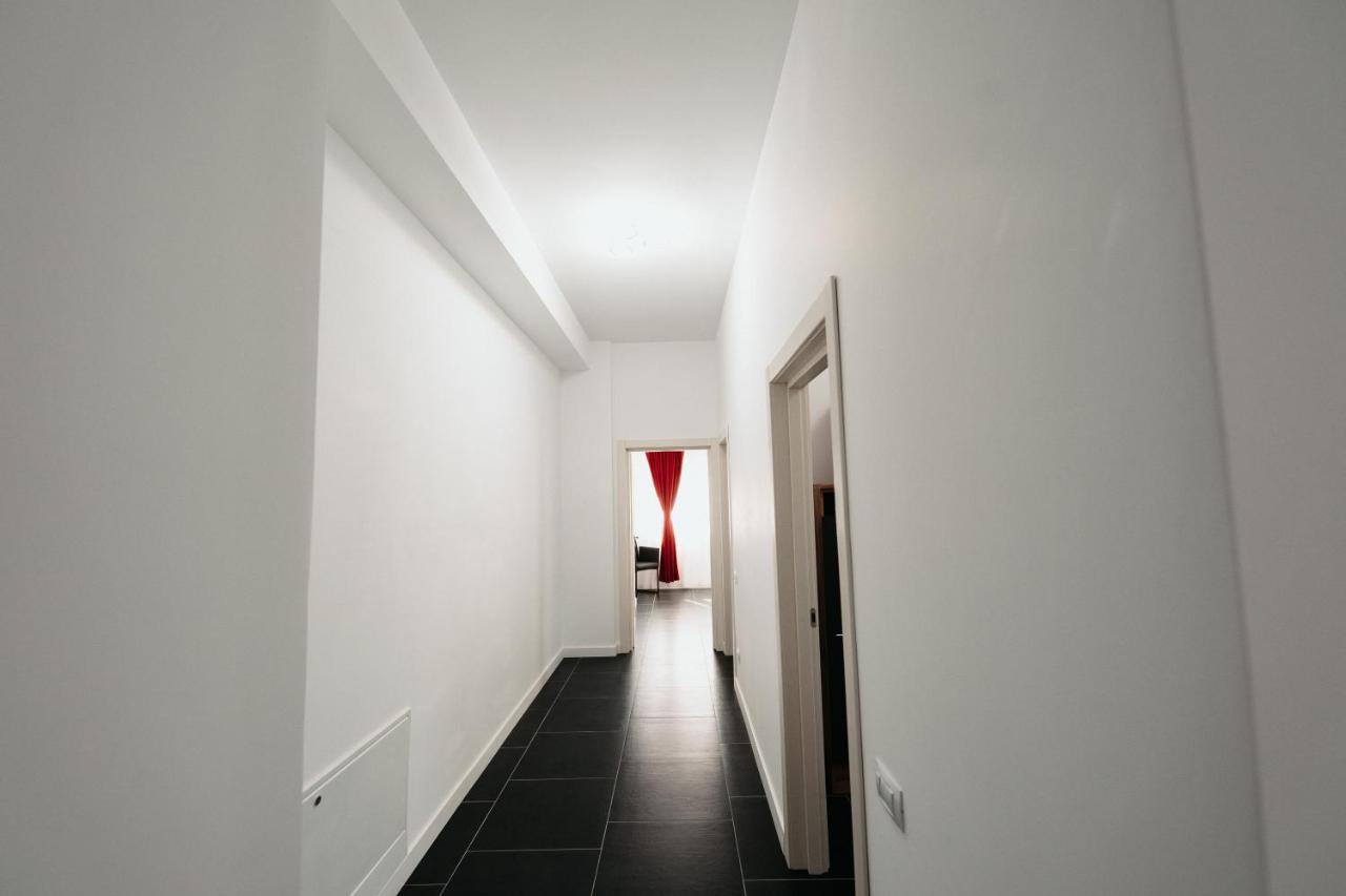 Cozy Aparthotel - Central City Сучеава Екстериор снимка